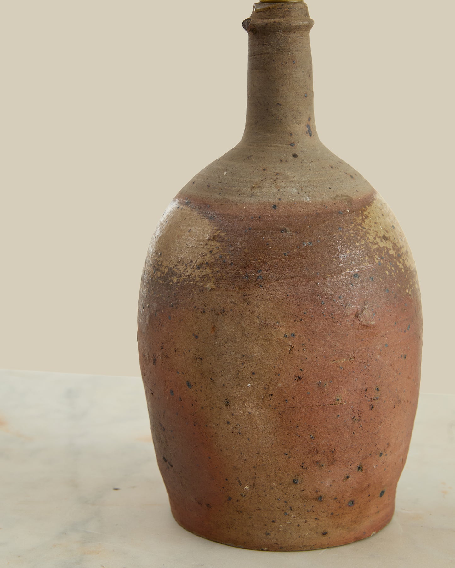 Ceramic bottle neck lamp (no shade)