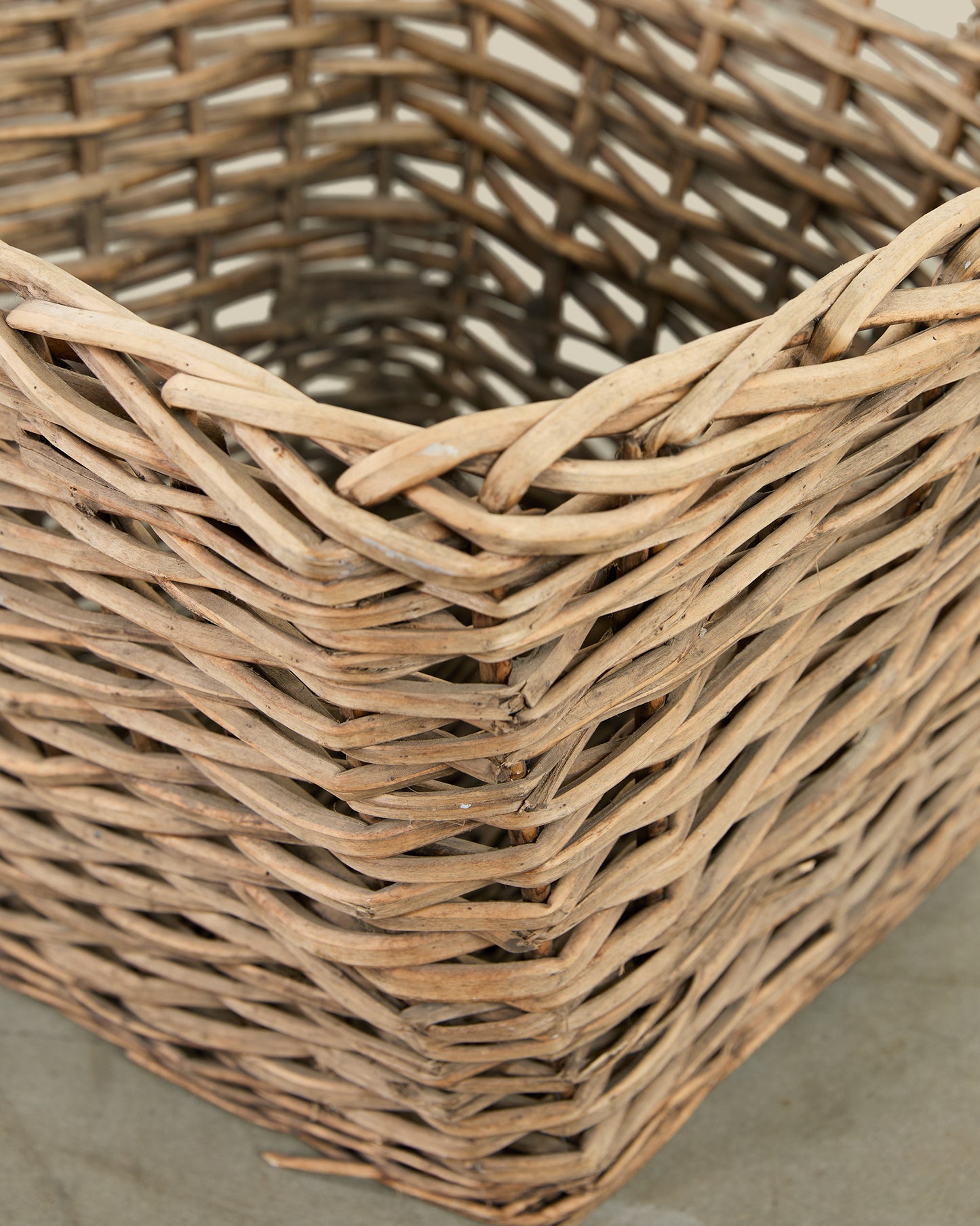 French reed basket