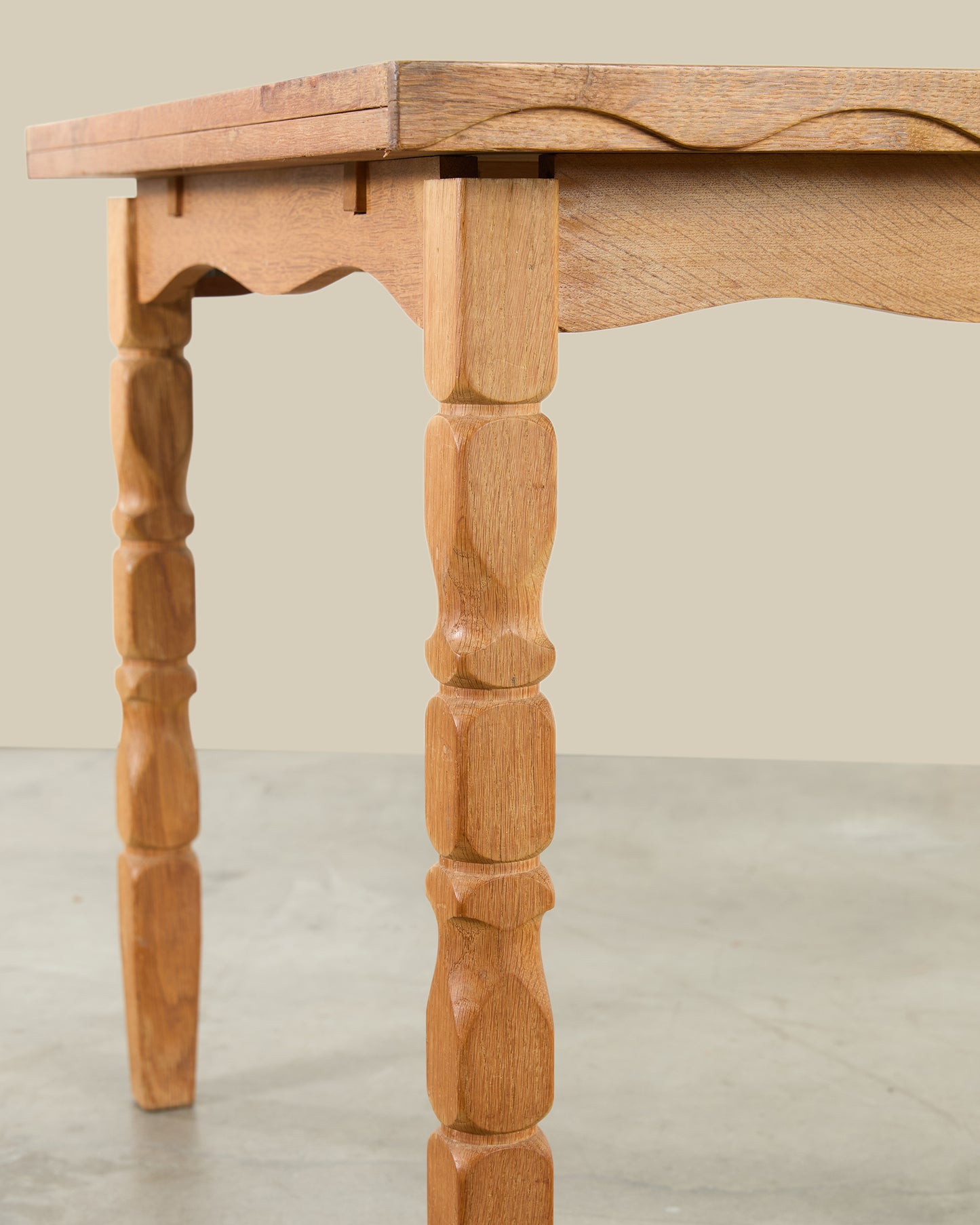 Danish oak dining table w/ extensions