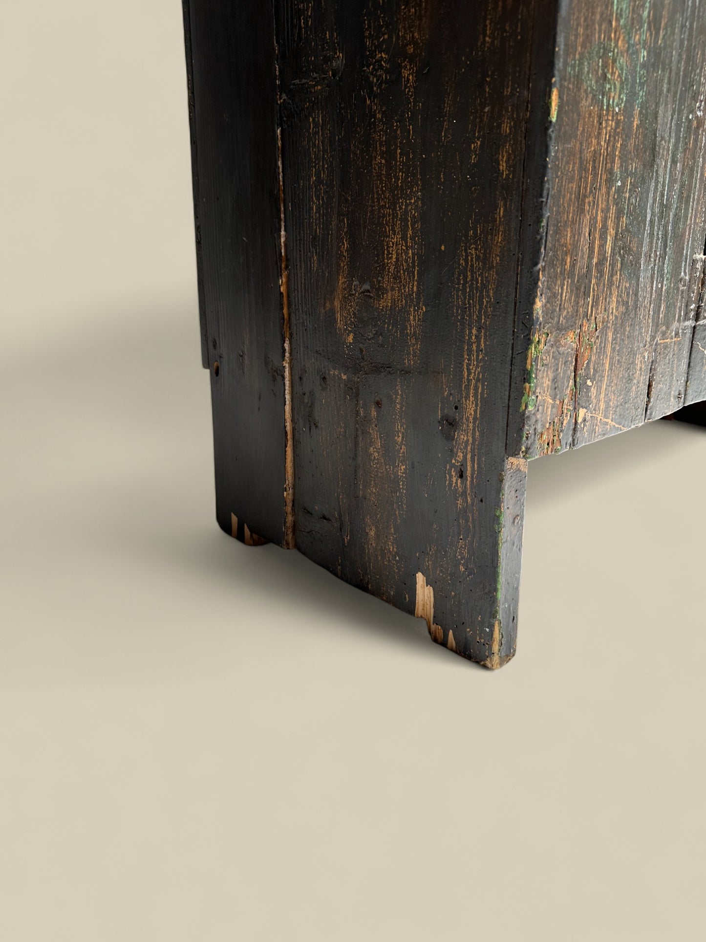 Green/black bookcase cupboard