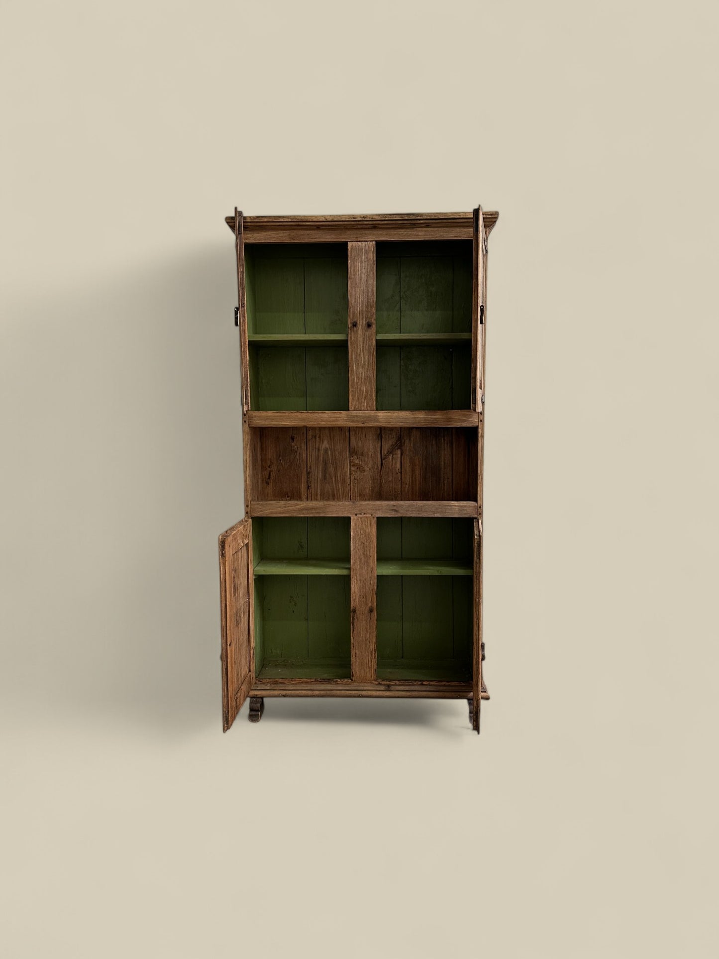 Spanish 4 door cupboard