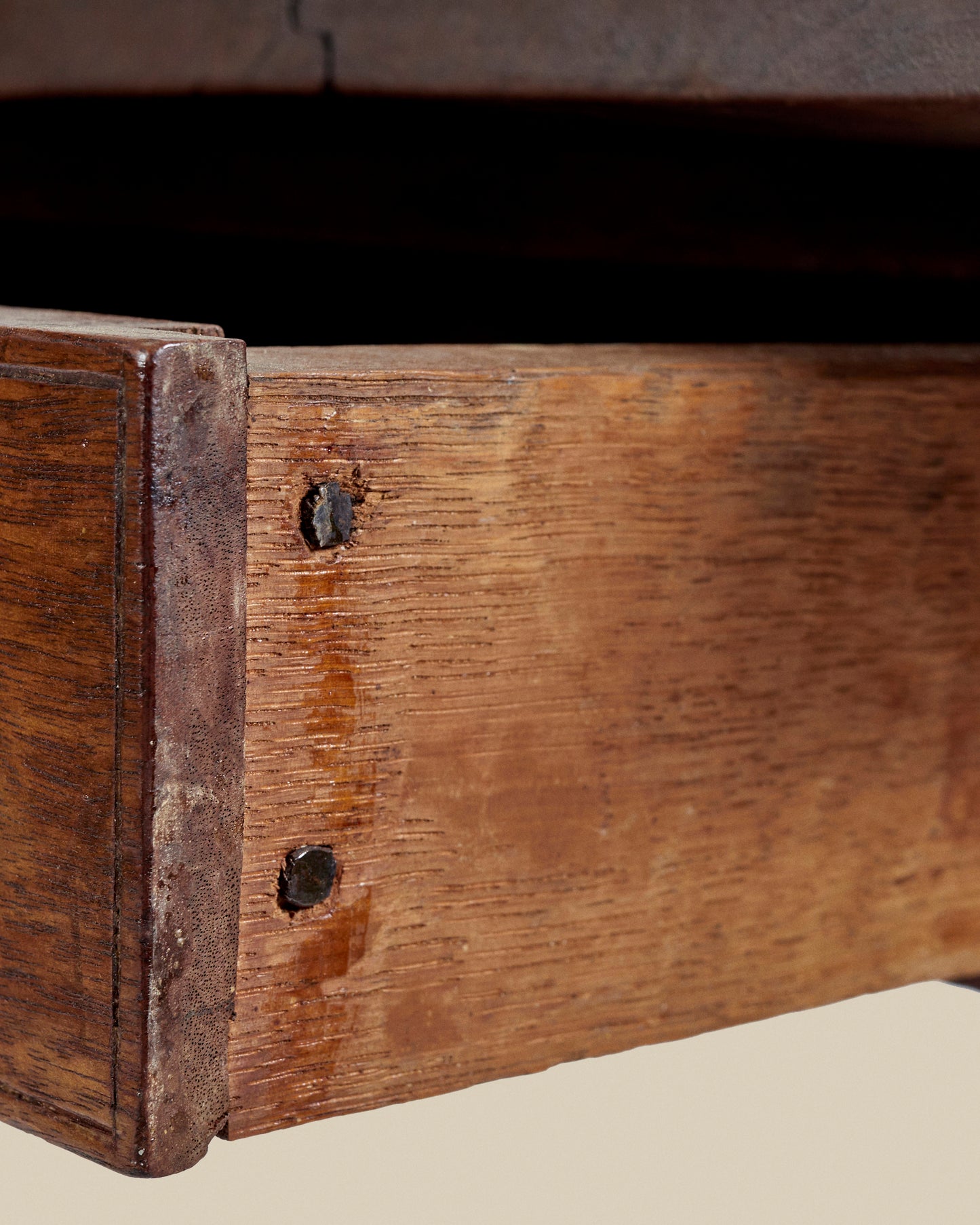 Walnut end table w/ drawer