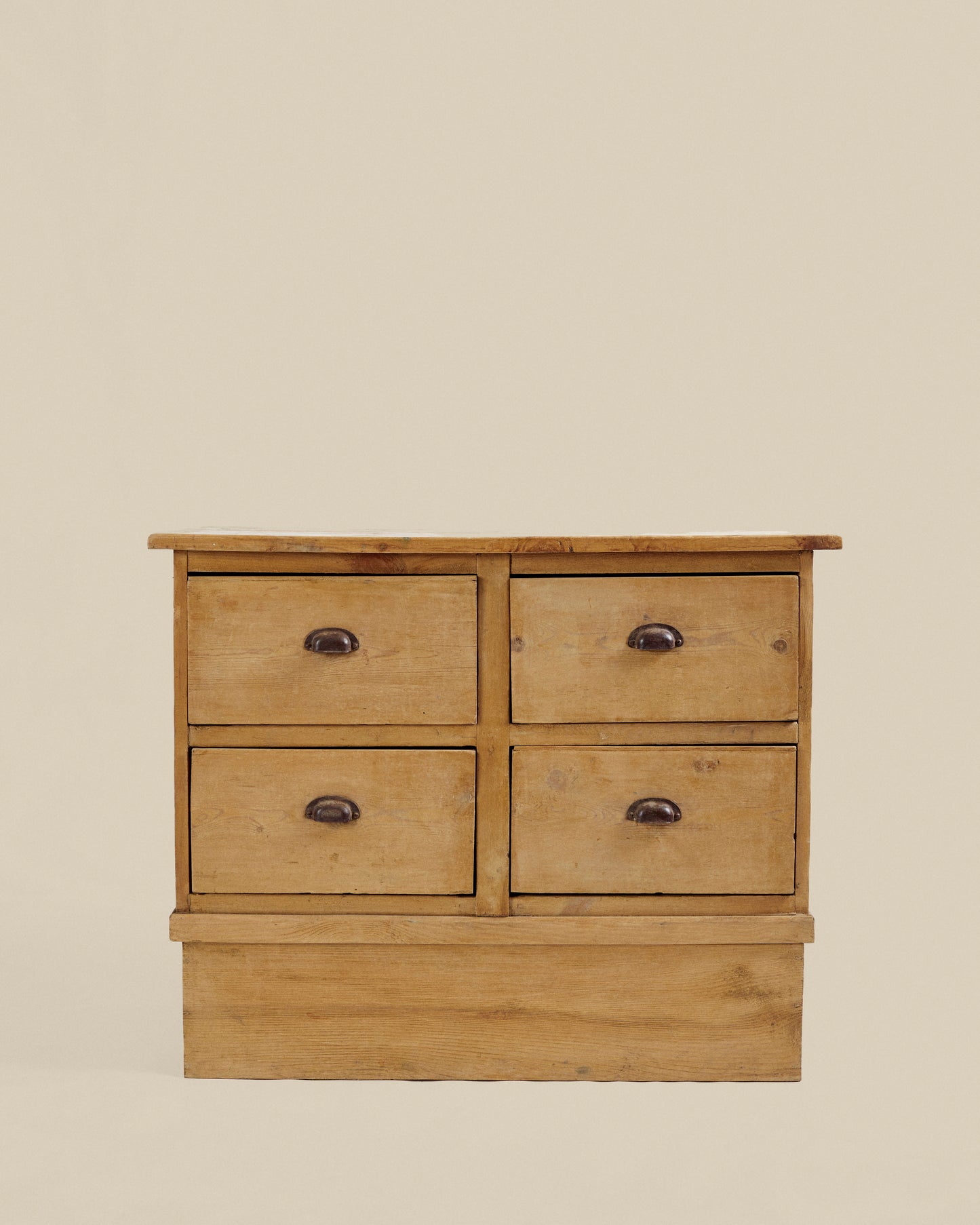 French 4 drawer dresser