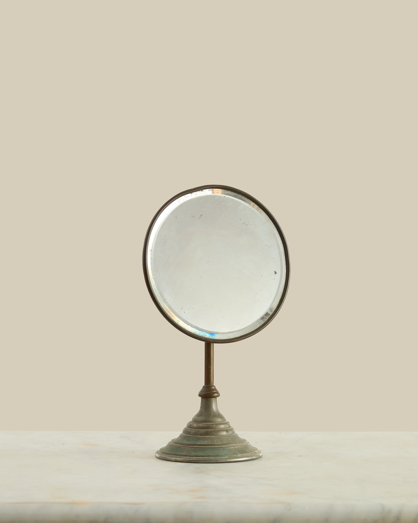 Antique vanity mirror round