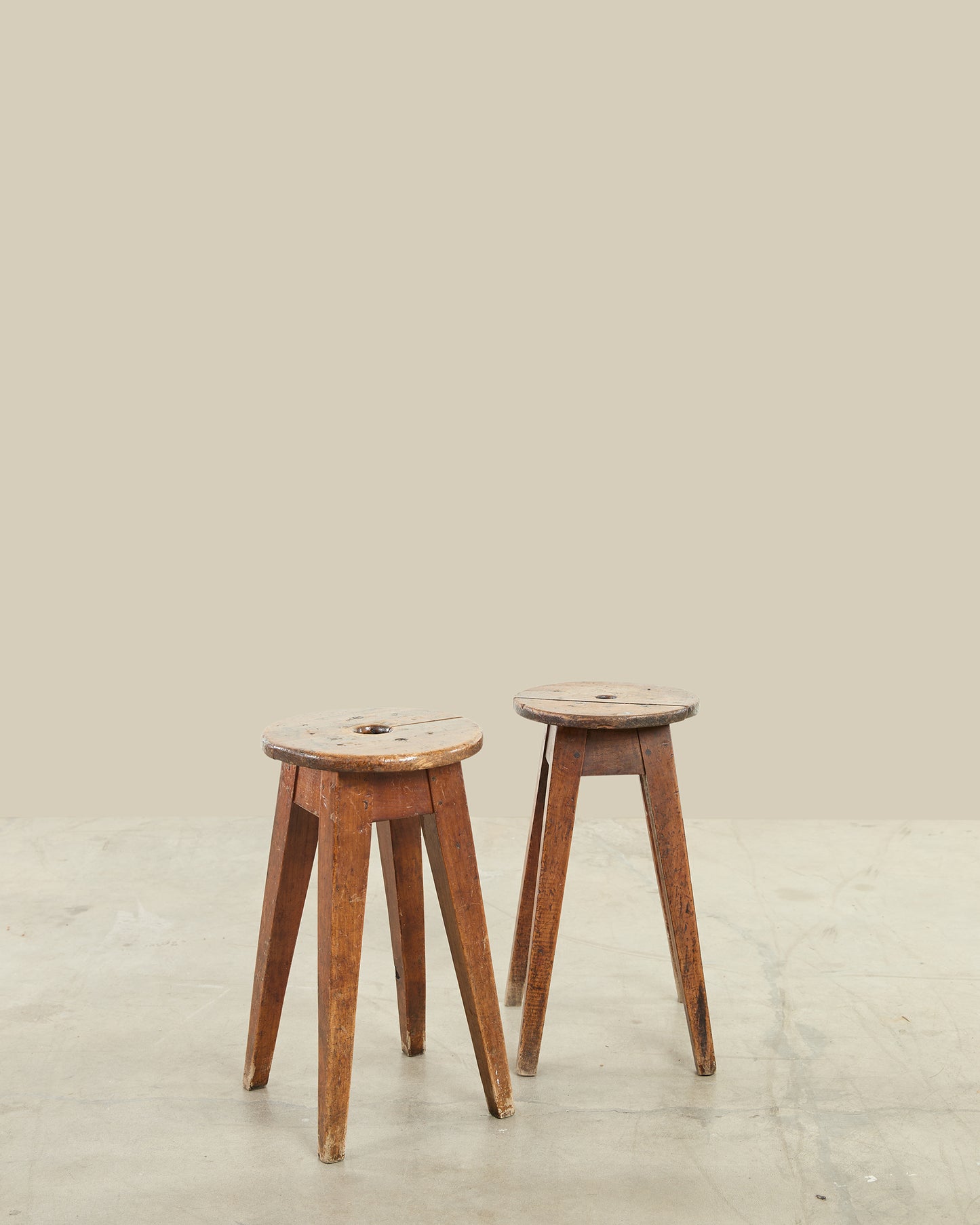Round elm stool