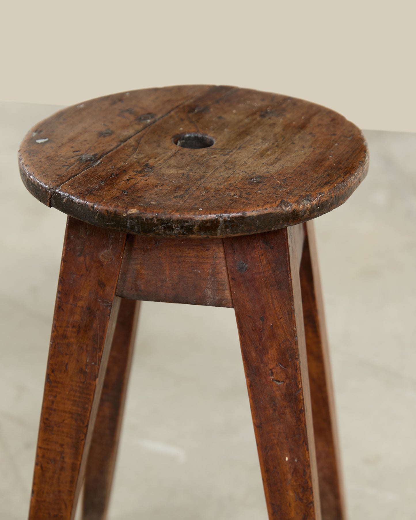 Round elm stool
