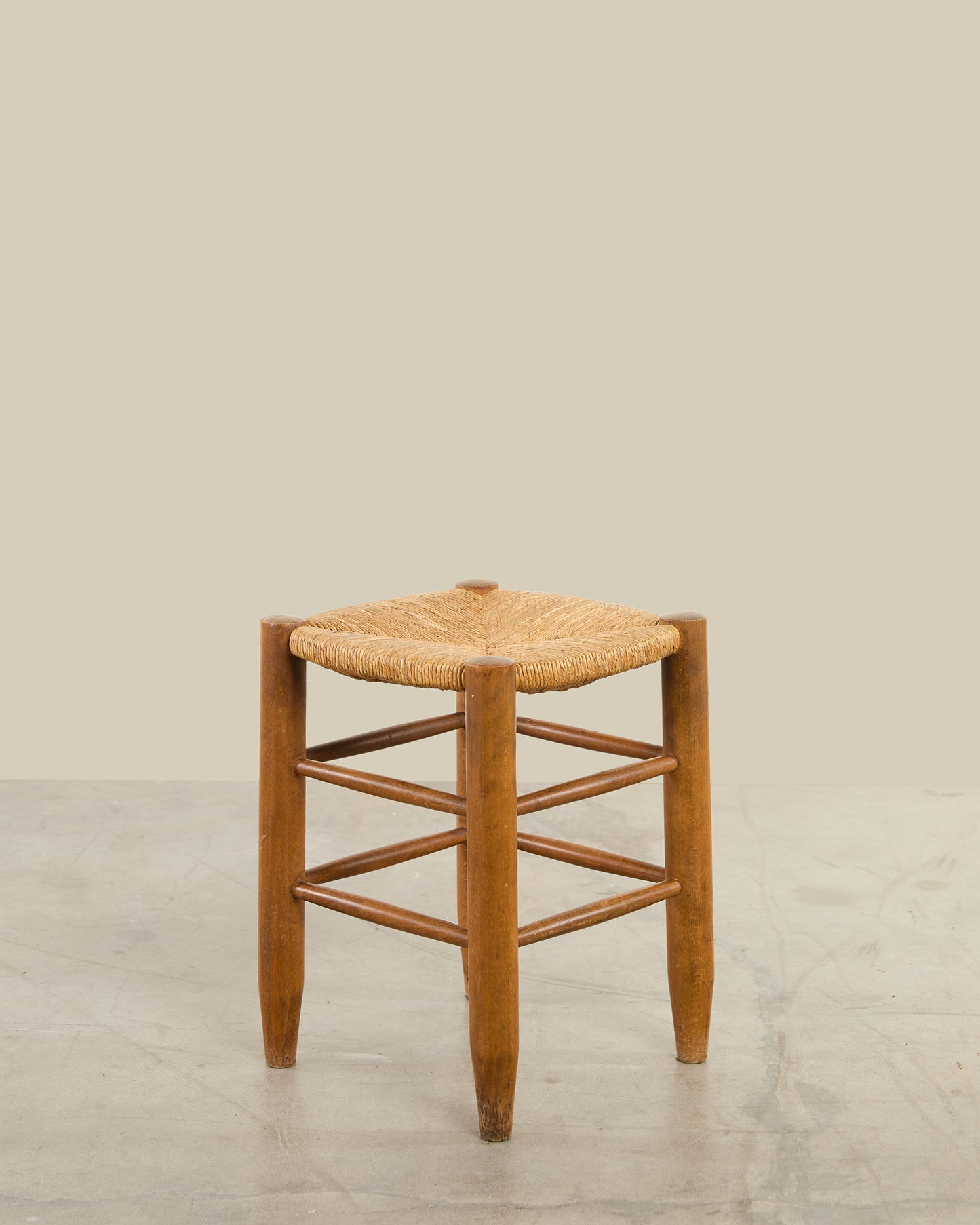 Rush top stool