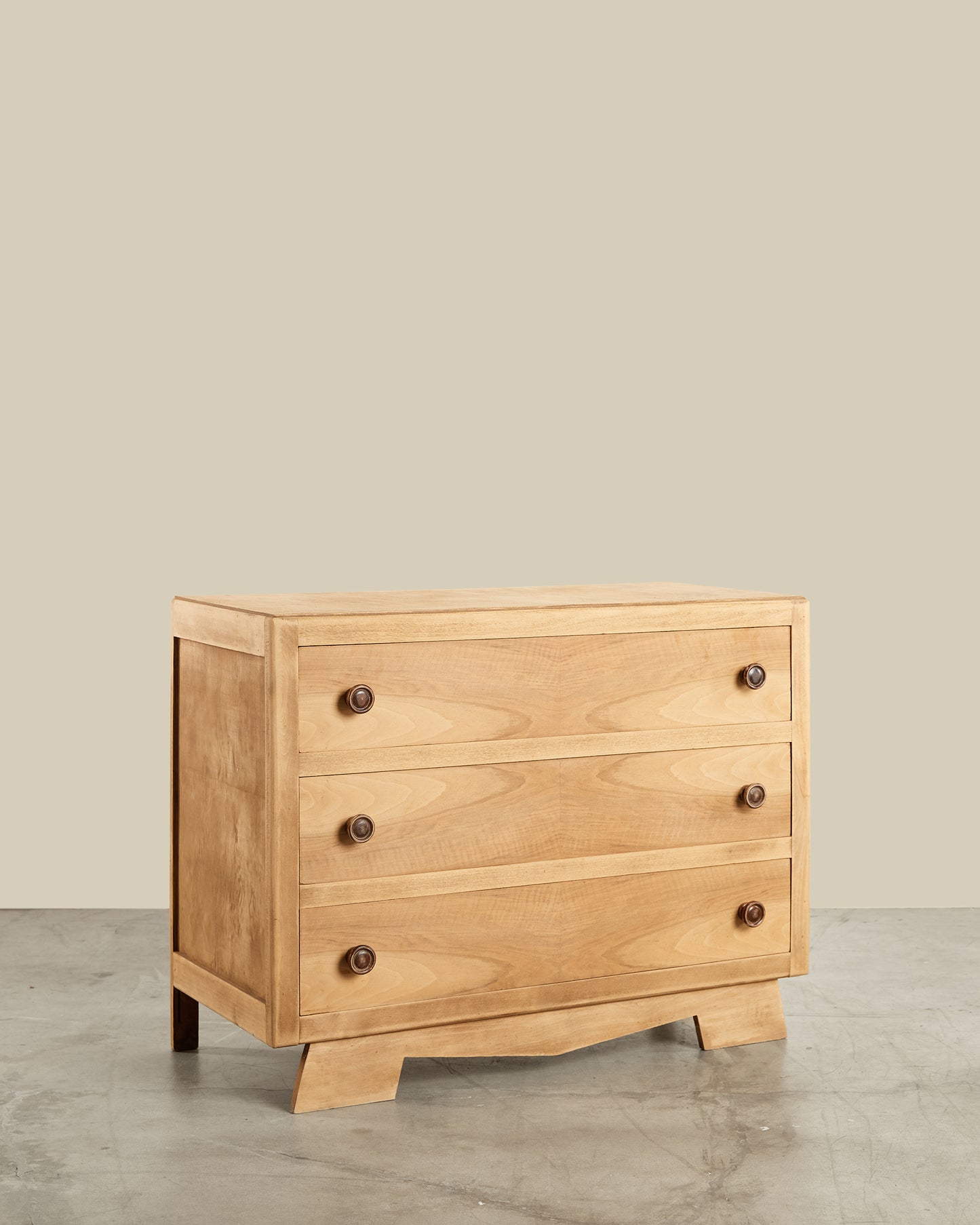 3 drawer deco dresser
