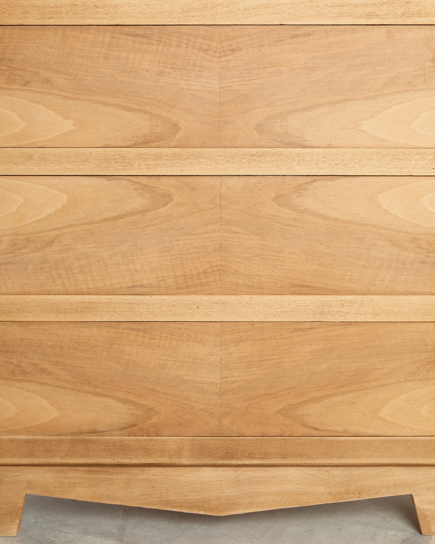 3 drawer deco dresser