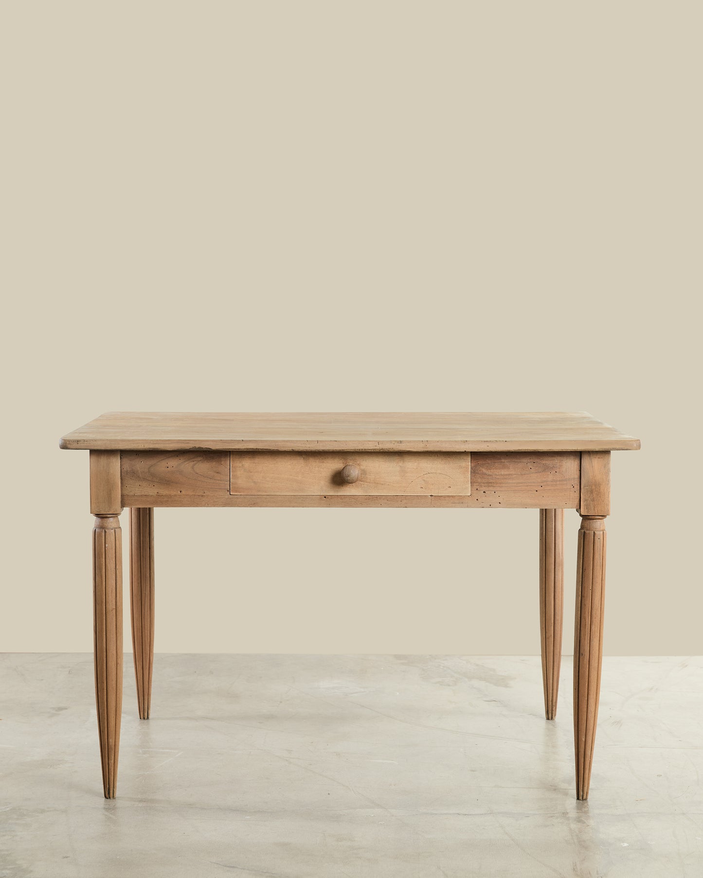 French fluted leg desk