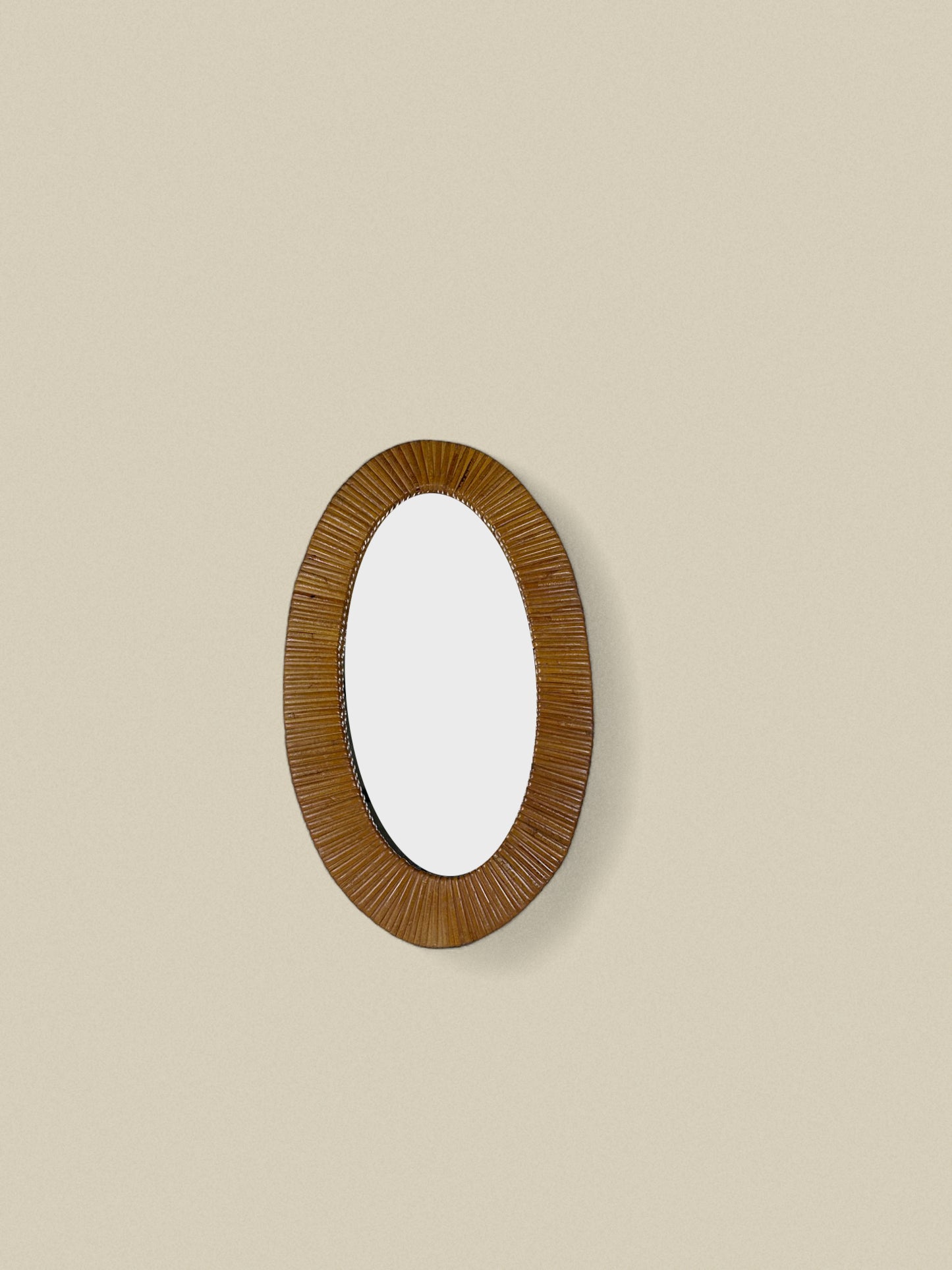 Rattan oval mirror