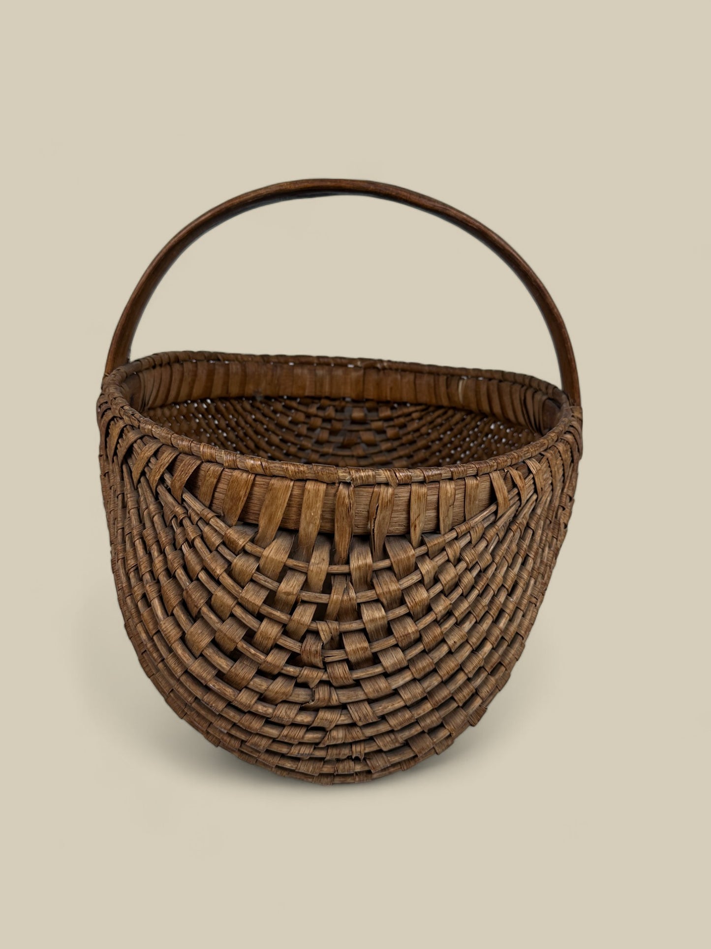 Double woven basket w/ handle