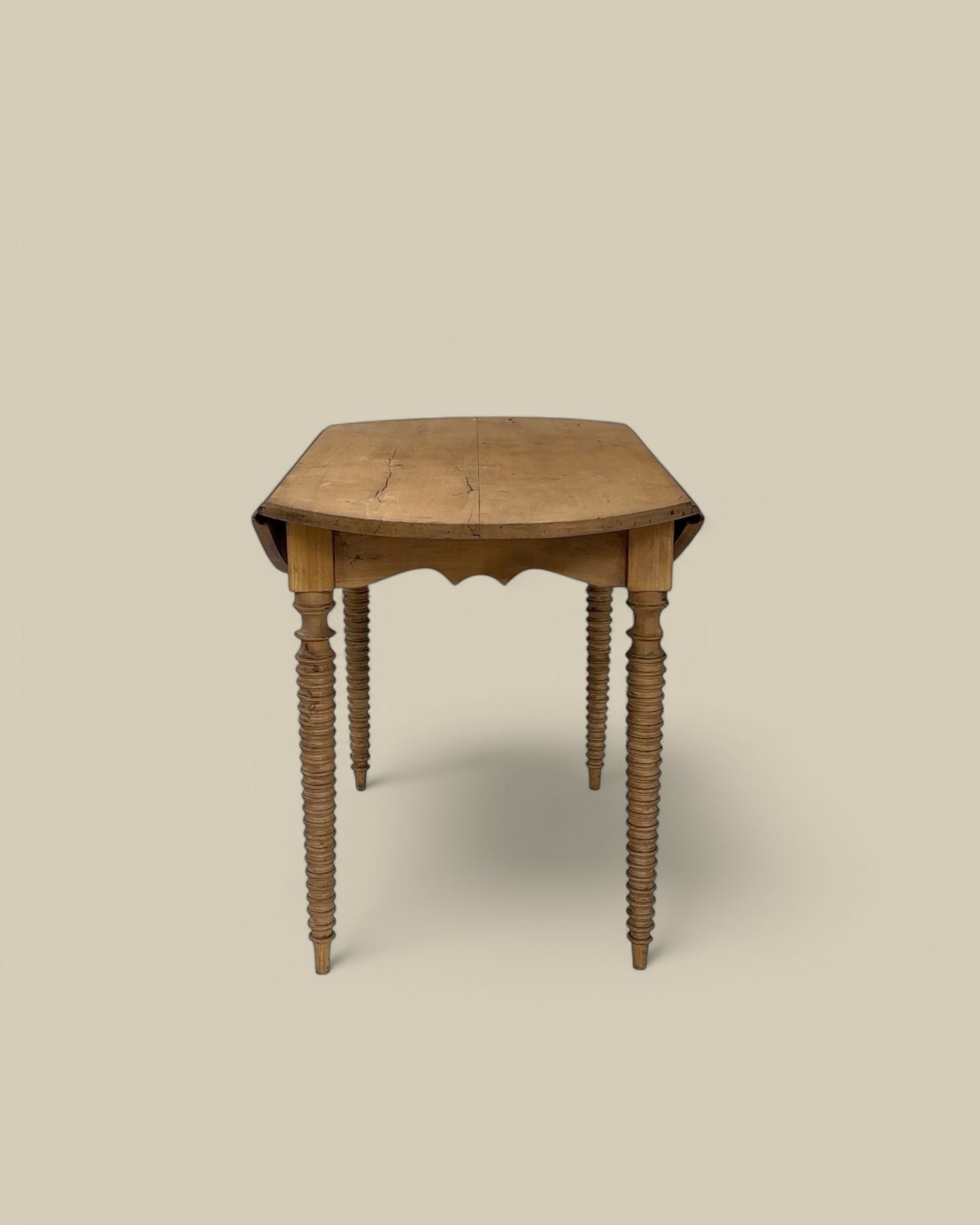 Rib legged drop leaf pine table