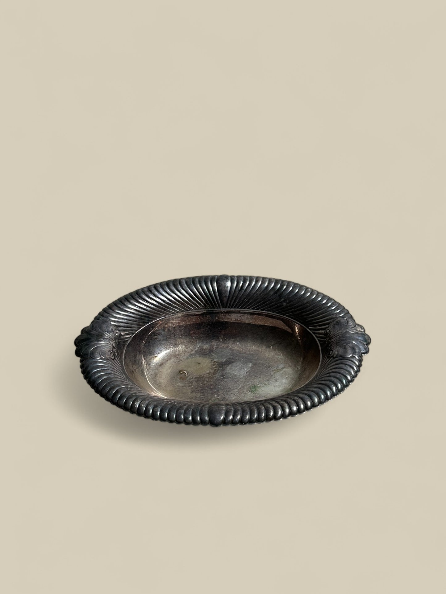 Silver scalloped bowl